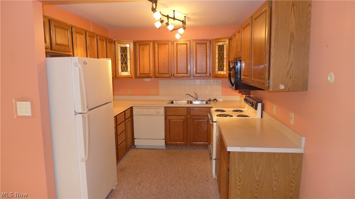 2871 Charing Cross Road Northwest Canton, OH 44708 - Photo 9 of 21 spacious eat-in kitchen