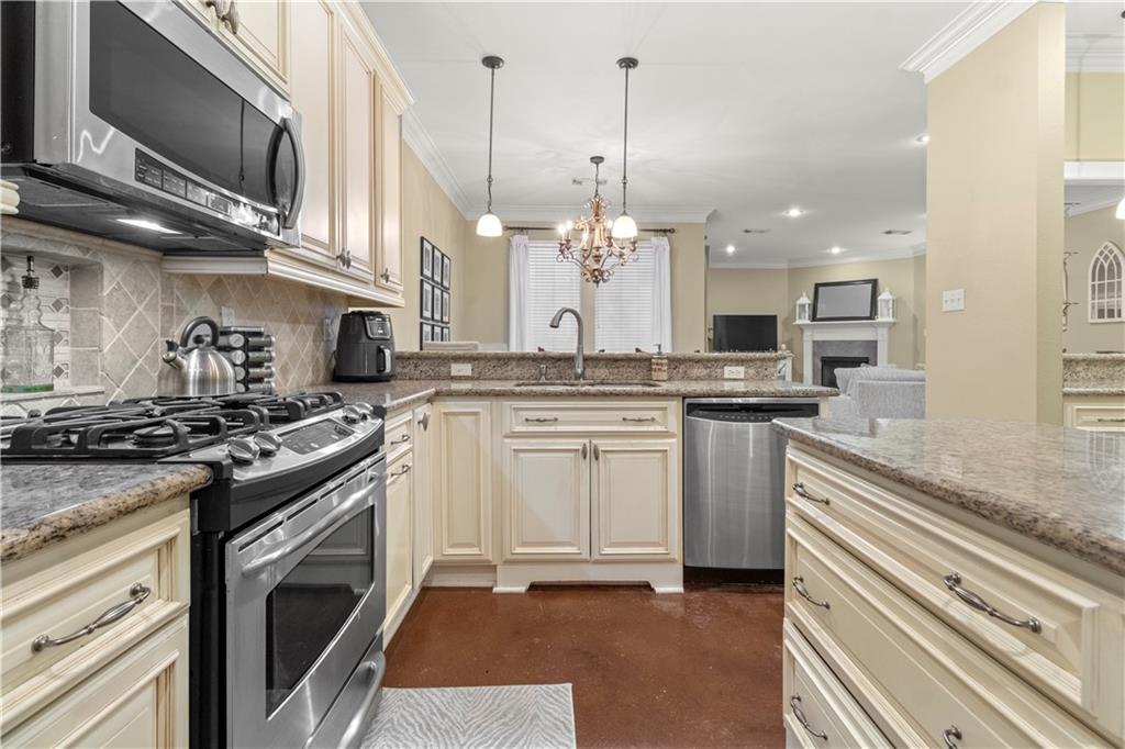 1213 Rue Degas Mandeville, LA 70471 - Photo 8 of 26 Gallery Image 8