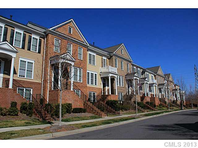 911 Lyndley Drive, Unit 911 Fort Mill, SC 29708 - Photo 12 of 14 Gallery Image 12