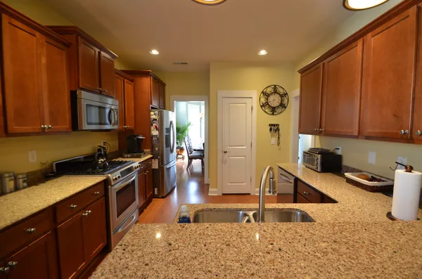 $3,095 | 1811 Luna Court, Charleston, SC 29414