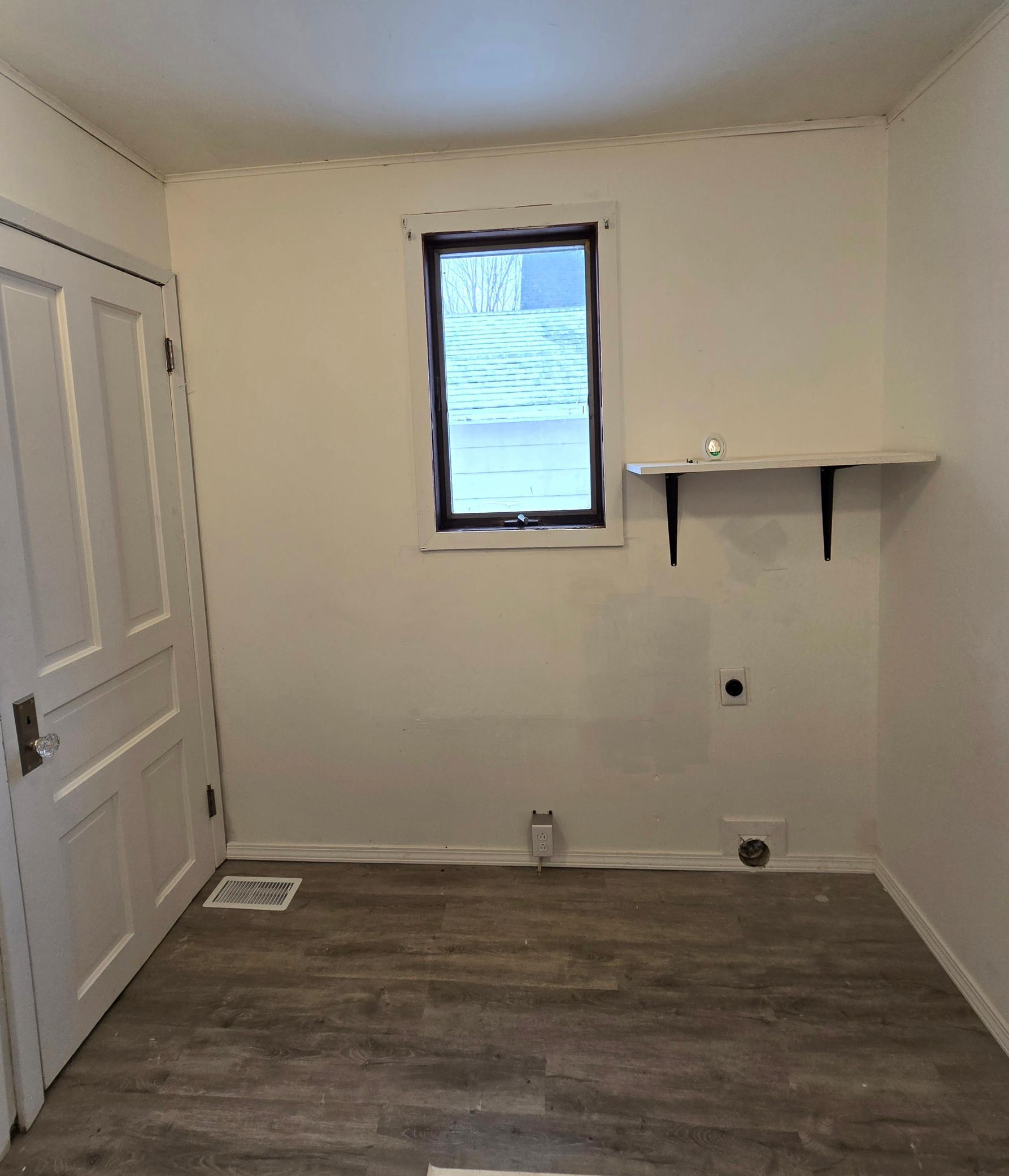 418 3rd Street Southwest Pipestone, MN 56164 - Photo 12 of 32