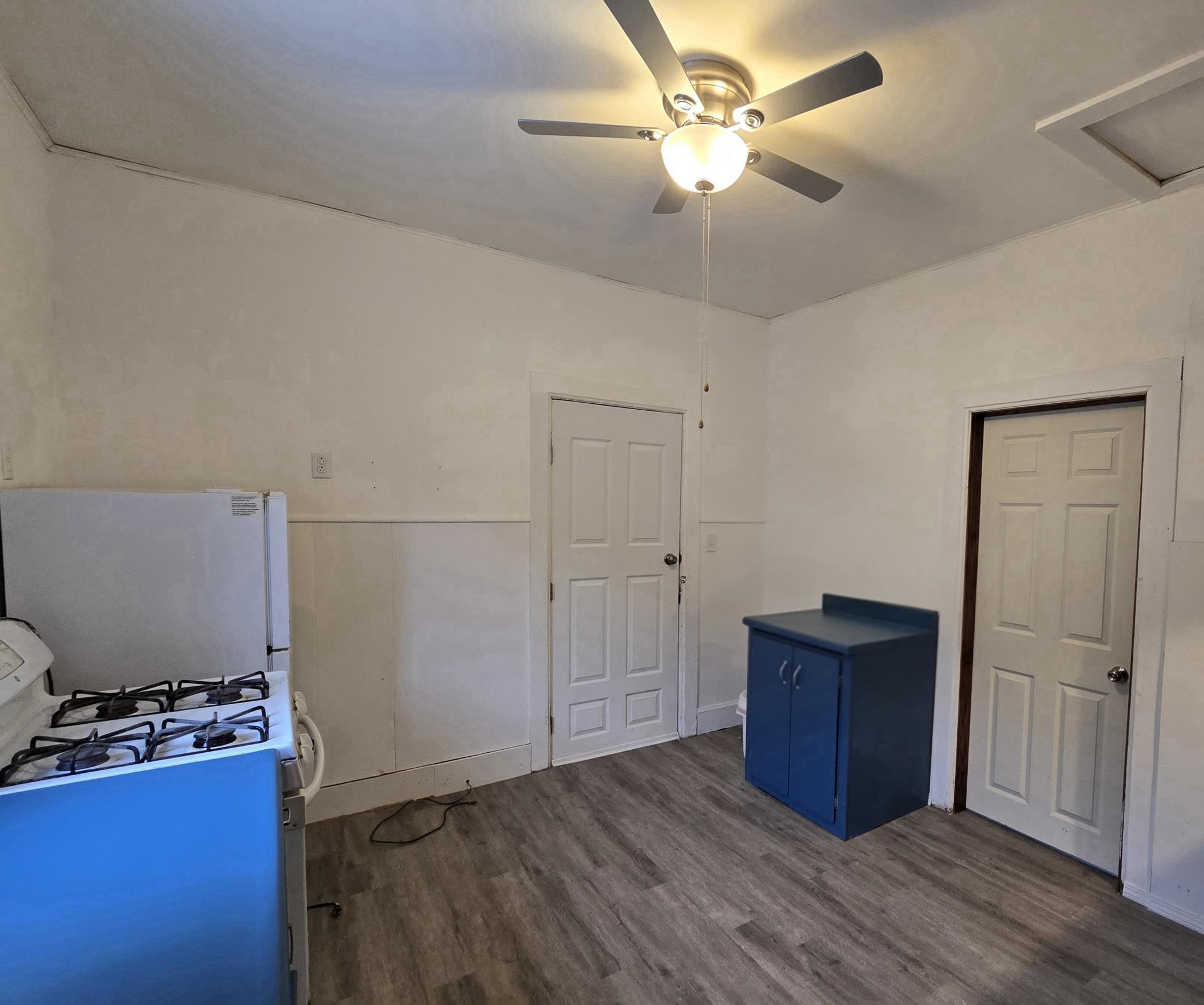 418 3rd Street Southwest Pipestone, MN 56164 - Photo 4 of 32