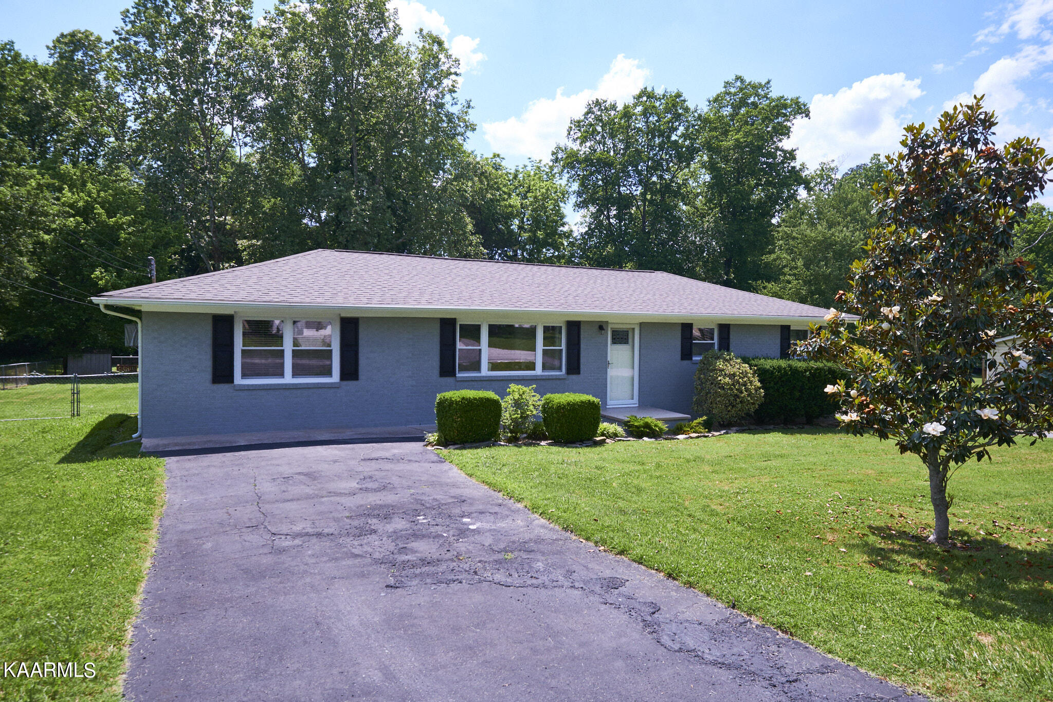 7119 Spurlin Road Knoxville, TN 37918 - Photo 31 of 36 Front of Home