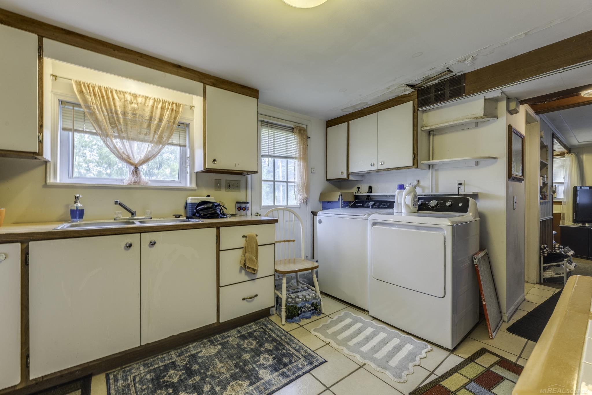 5957 Lakeshore Road Lexington, MI 48450 - Photo 28 of 43