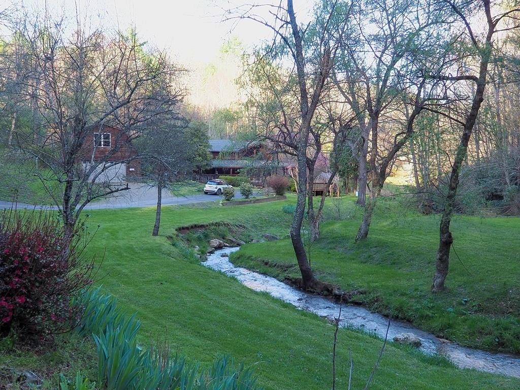 980 Homestead Road Hillsville, VA 24343 - Photo 2 of 68 Gallery Image 2