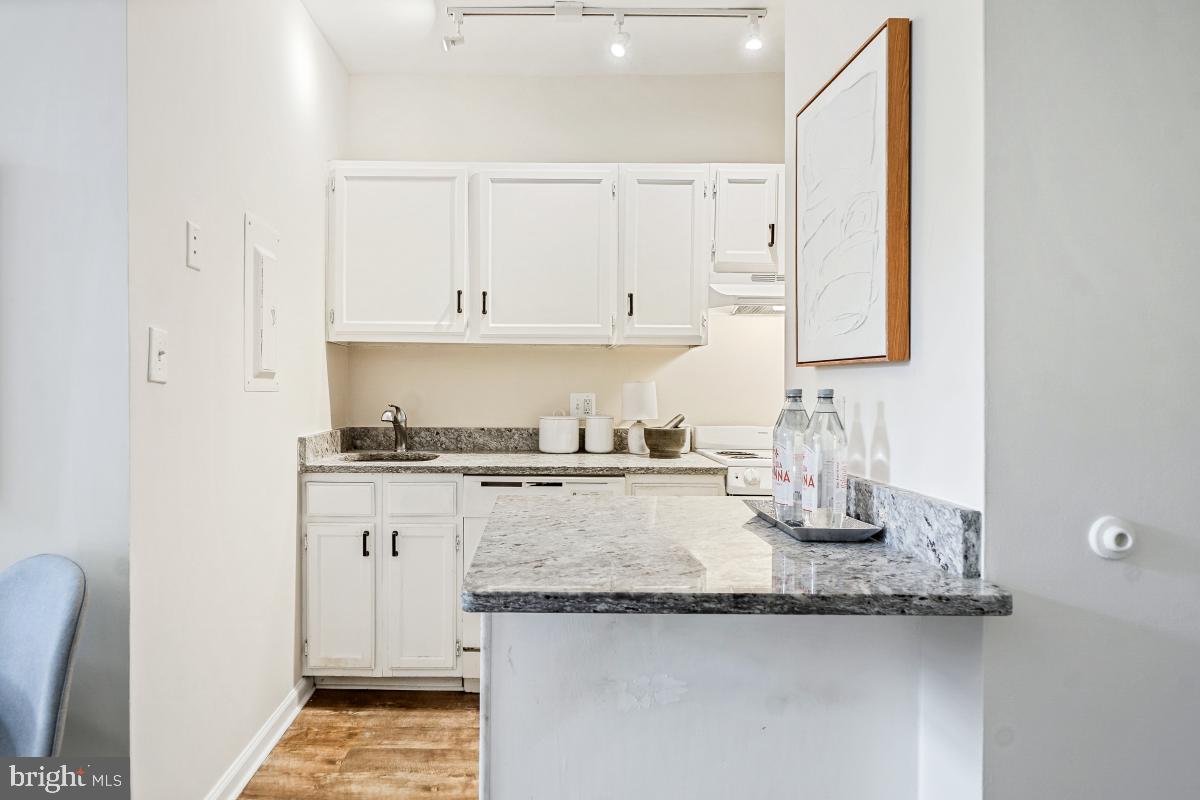 1954 Columbia Road Northwest, Unit 308 Washington, DC 20009 - Photo 11 of 51