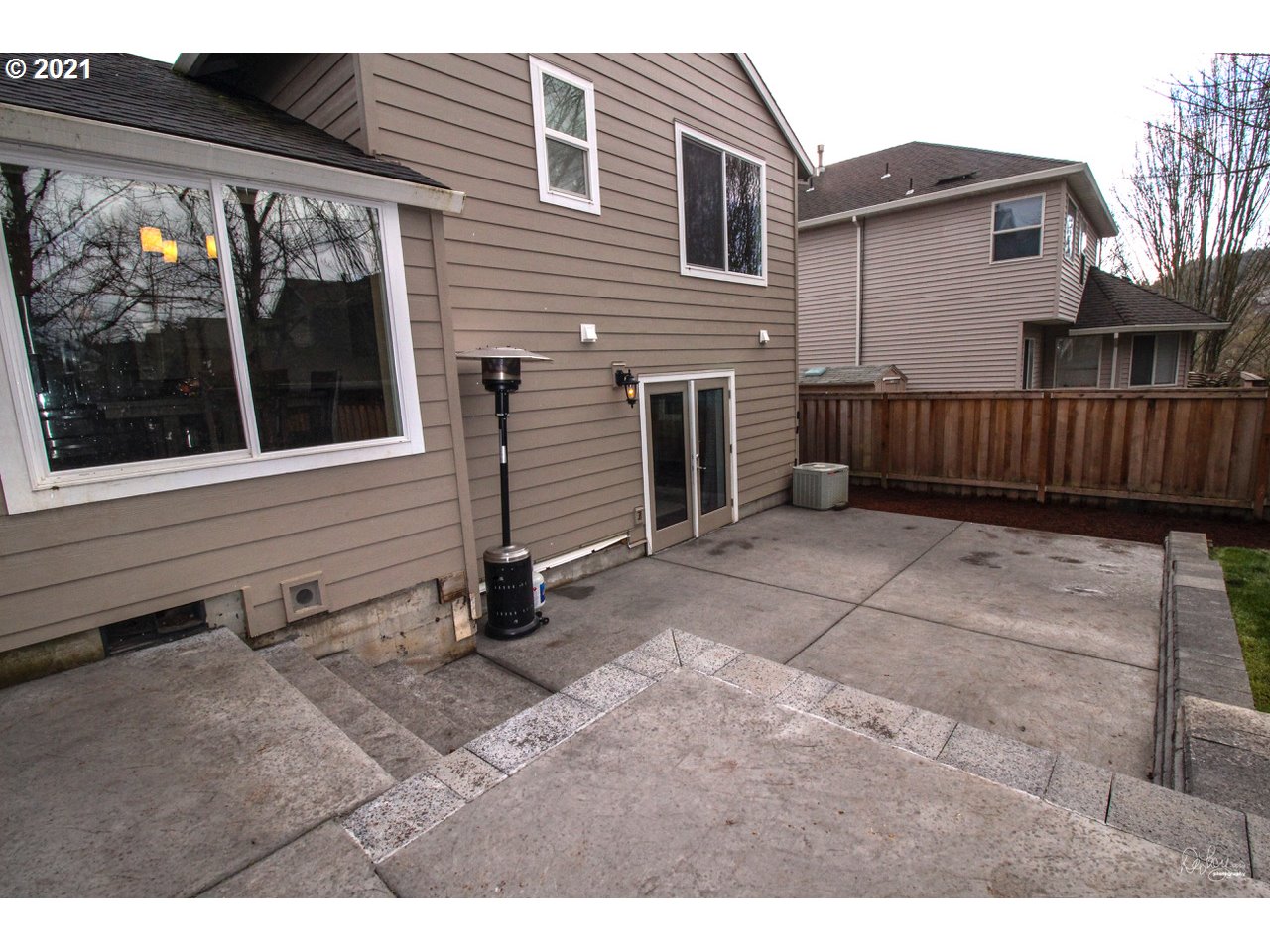 16758 Southwest Hargis Road Beaverton, OR 97007 - Photo 26 of 29 Gallery Image 26