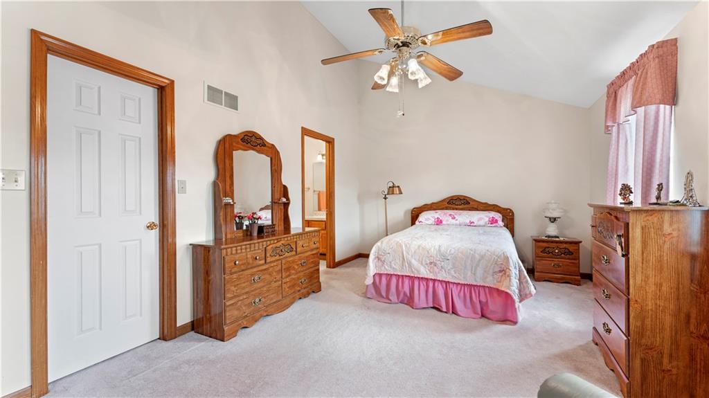 113 East Country Barn Road Houston, PA 15342 - Photo 13 of 23 Gallery Image 13