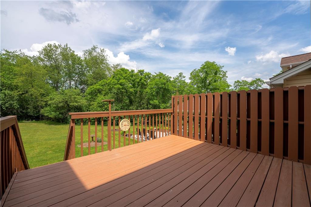 113 East Country Barn Road Houston, PA 15342 - Photo 17 of 23 Gallery Image 17