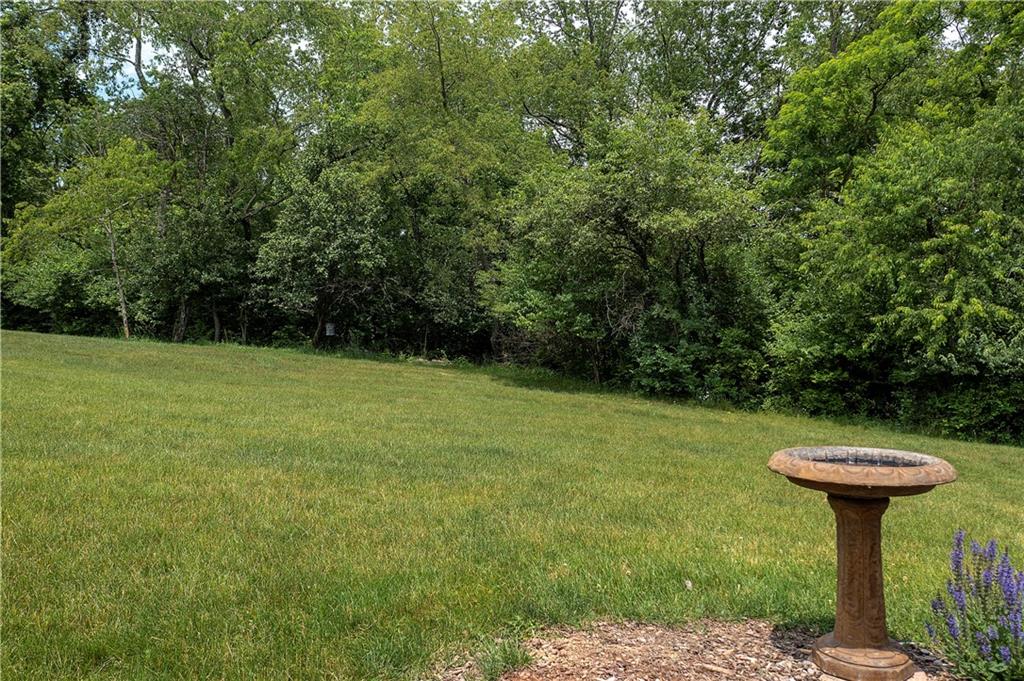113 East Country Barn Road Houston, PA 15342 - Photo 18 of 23 Gallery Image 18