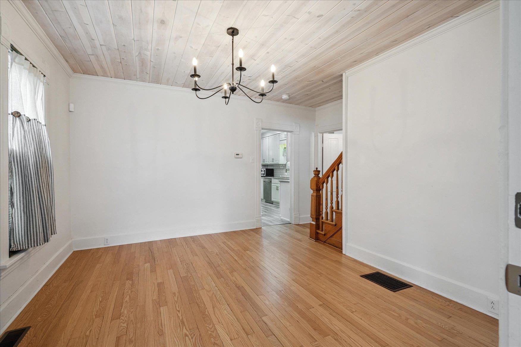 616 Elk Street Sabula, IA 52070 - Photo 5 of 16