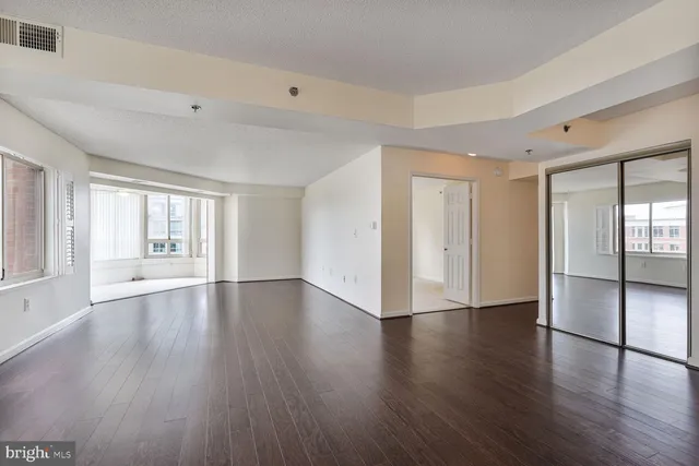 $799,000 | 2151 Jamieson Avenue, Unit 809, Alexandria, VA 22314