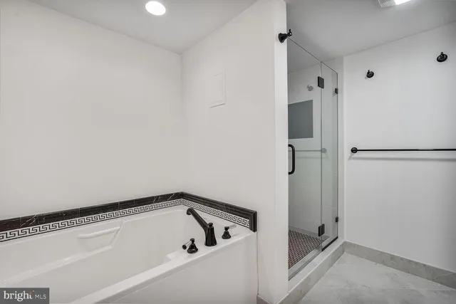 $799,000 | 2151 Jamieson Avenue, Unit 809, Alexandria, VA 22314