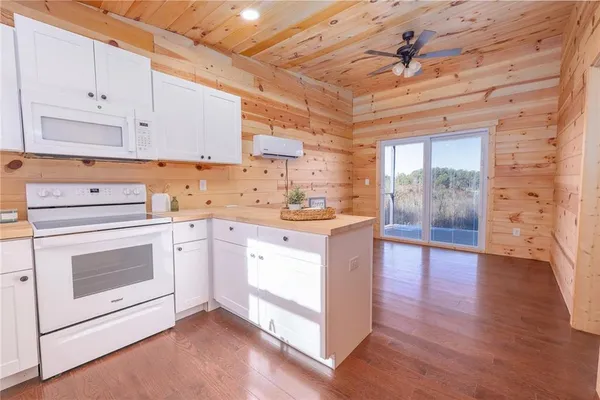 $285,000 | 556 Poplar Springs Road, Walhalla, SC 29691