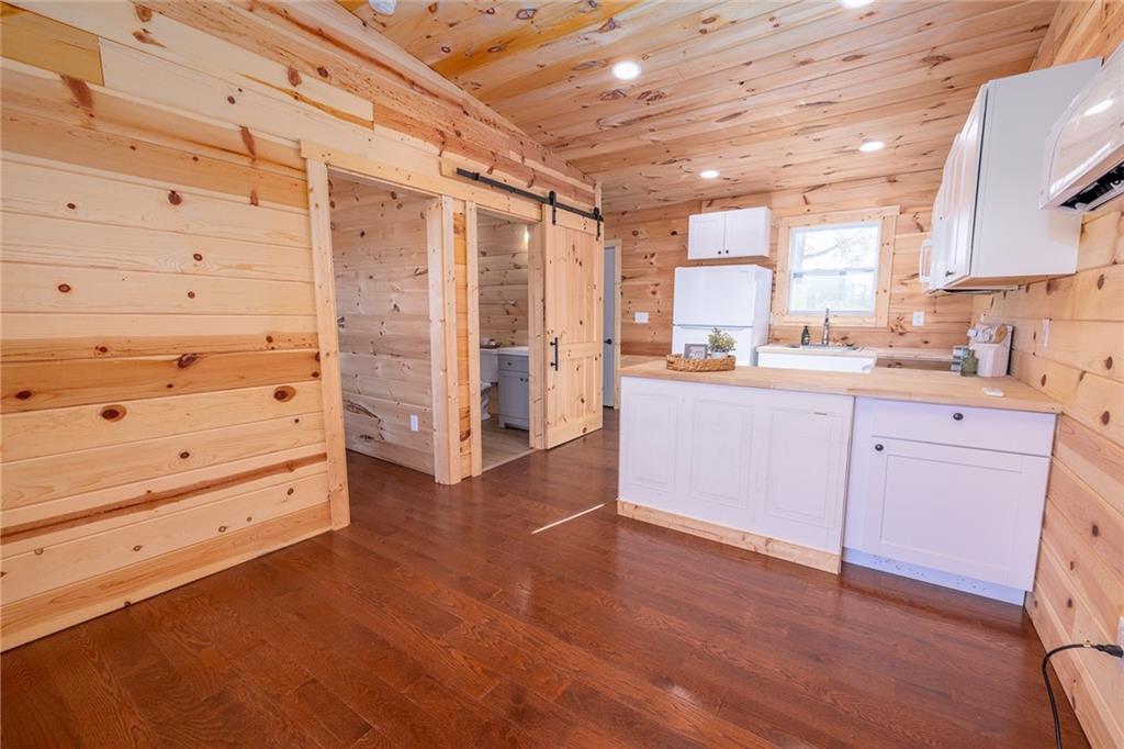 556 Poplar Springs Road Walhalla, SC 29691 - Photo 9 of 16