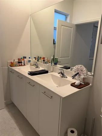 $3,700 | 2371 Northwest 122nd Terrace, Miami, FL 33167
