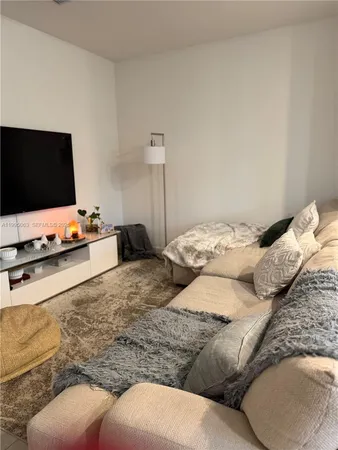 $3,700 | 2371 Northwest 122nd Terrace, Miami, FL 33167