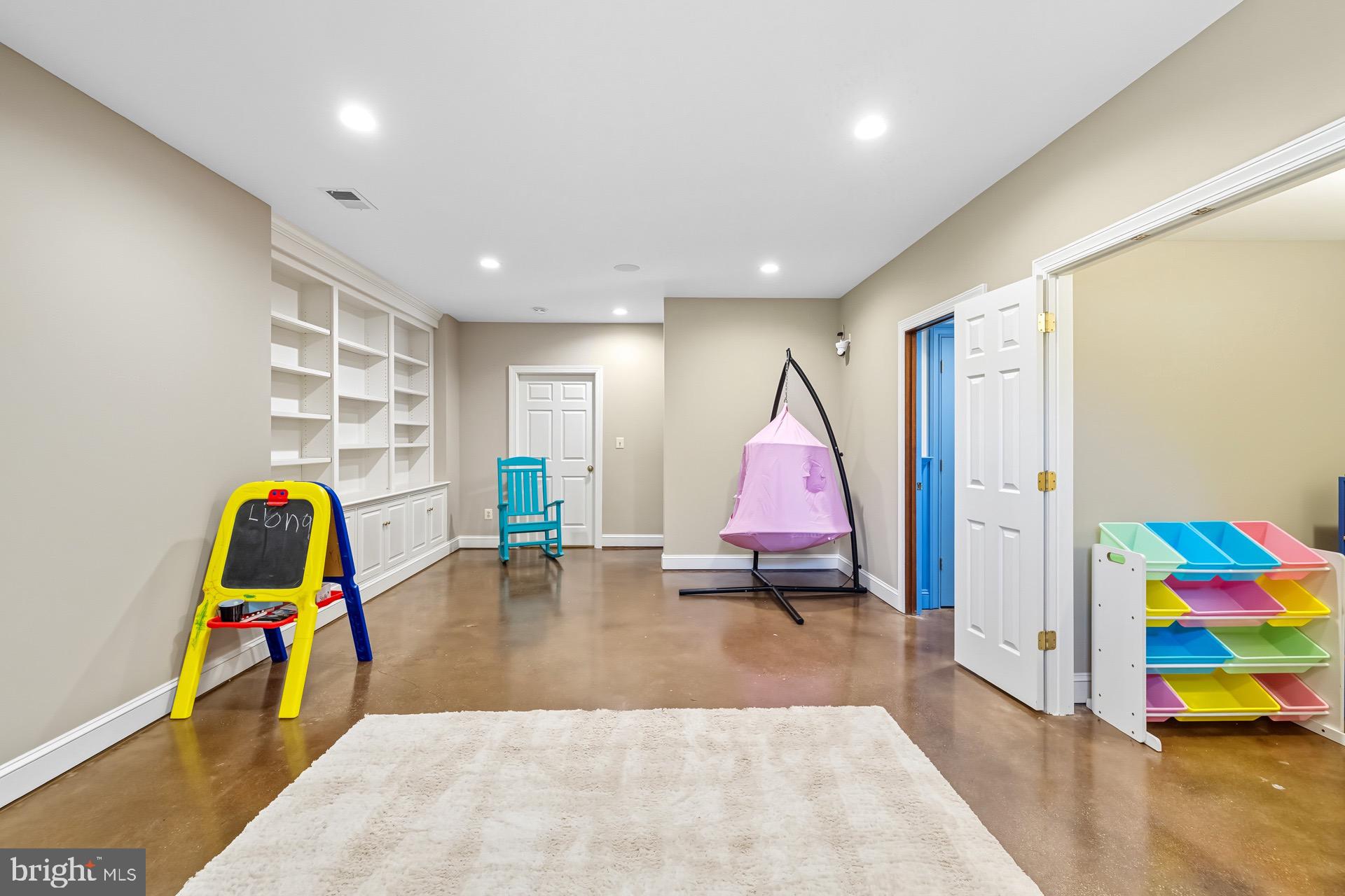 99 Hummingbird Court Dunkirk, MD 20754 - Photo 56 of 82 a view of a room with gym equipment