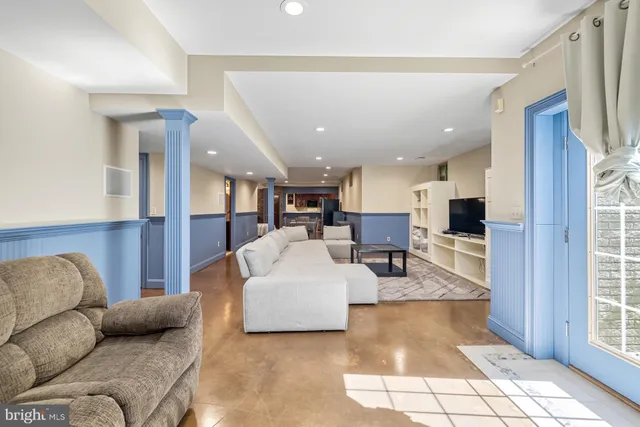 $850,000 | 99 Hummingbird Court, Dunkirk, MD 20754