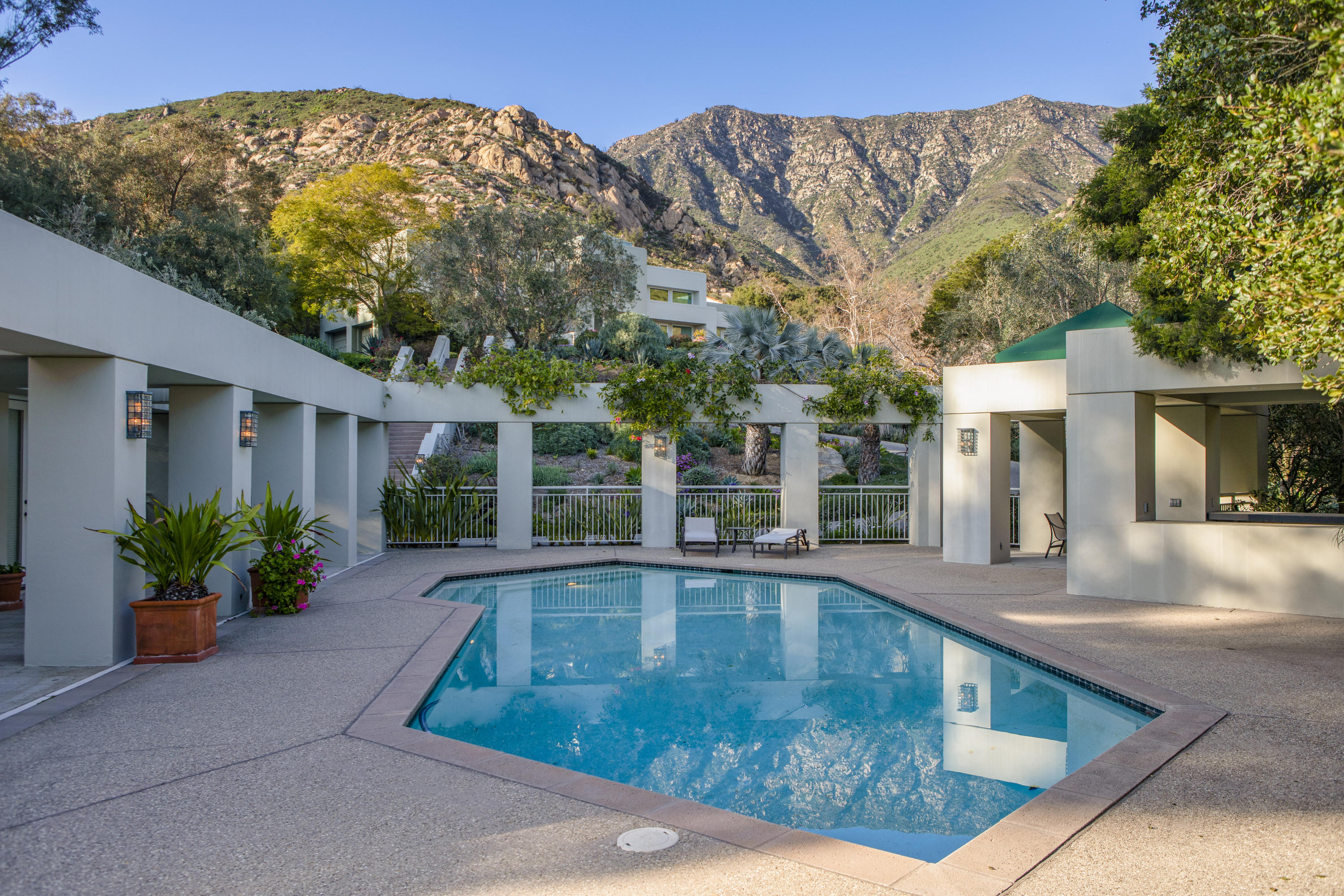 915 Park Lane Montecito, CA 93108 - Photo 30 of 33 a view of a house with backyard and sitting area