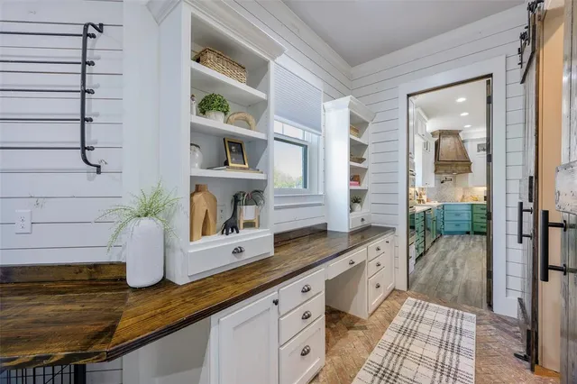 $1,199,000 | 12345 Flow Road, Krum, TX 76249