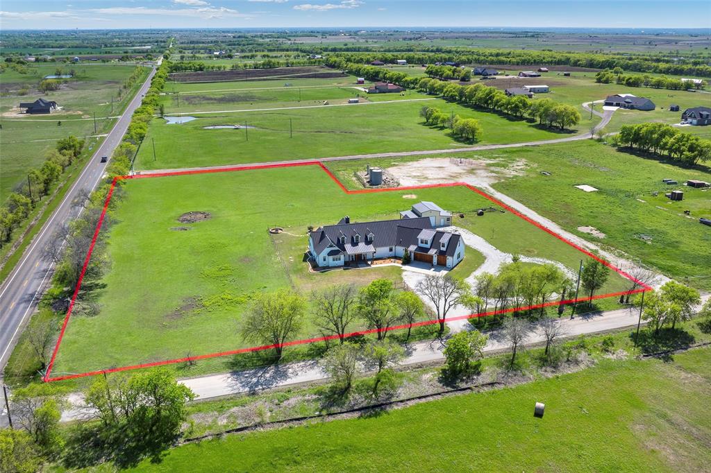 12345 Flow Road Krum, TX 76249 - Photo 2 of 38 Drone / aerial view with a rural view