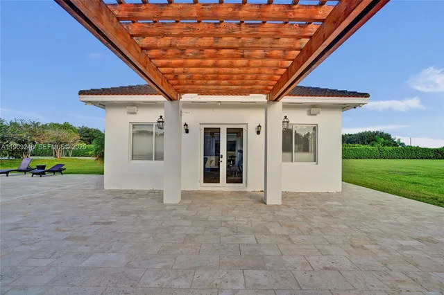 $3,680,000 | 18300 Southwest 158th Street, Miami, FL 33187