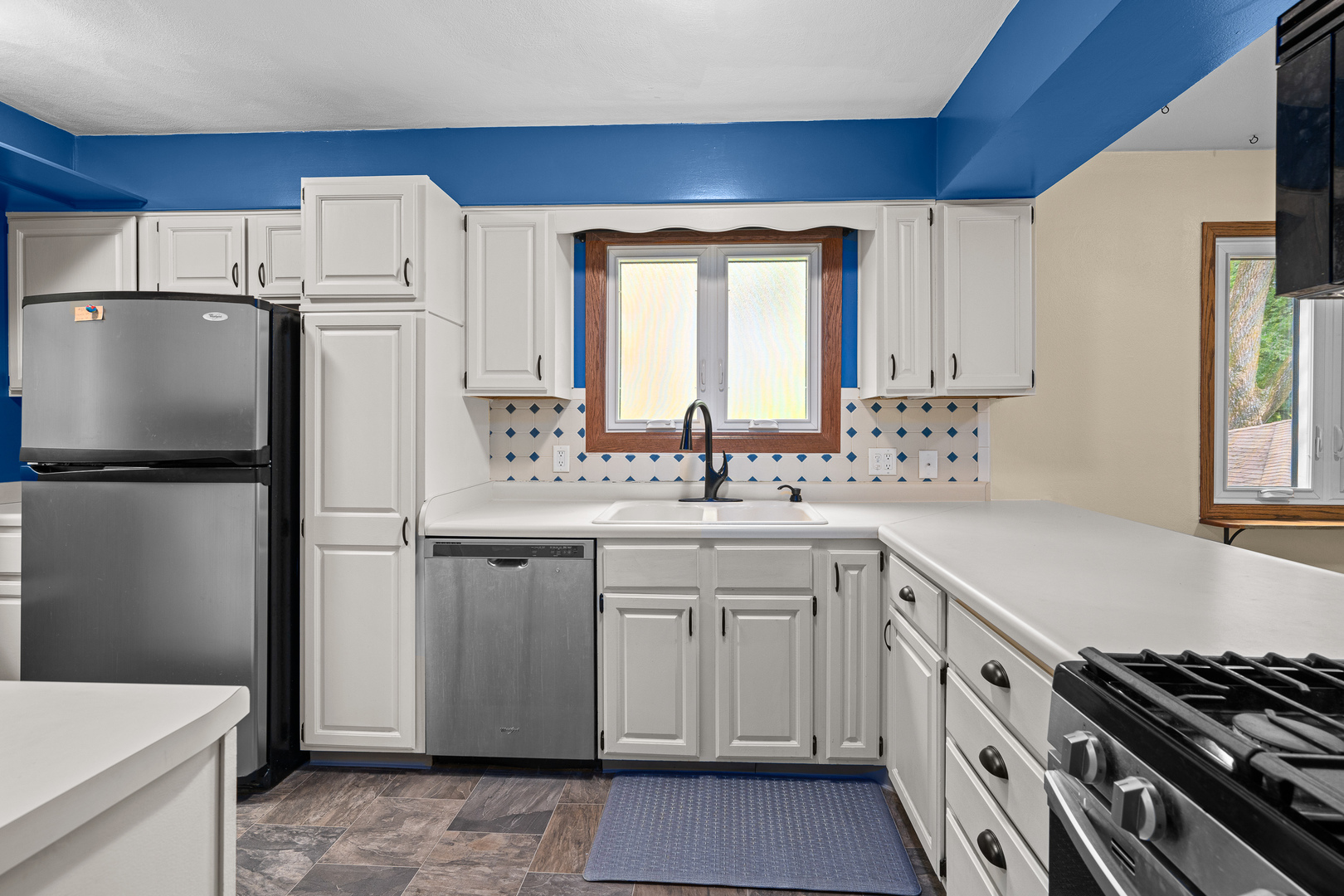 8504 Ridgewood Road, Unit 501 Rock Island, IL 61201 - Photo 8 of 33