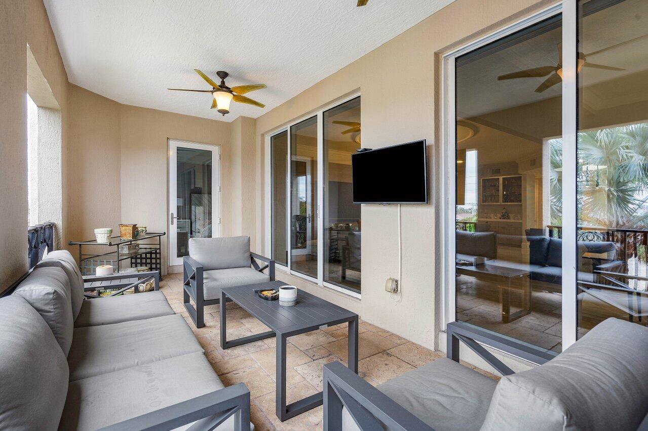 1 North Ocean Boulevard, Unit 303 Boca Raton, FL 33432 - Photo 25 of 32 033-1NorthOceanBoulevard-Unit303-BocaRat