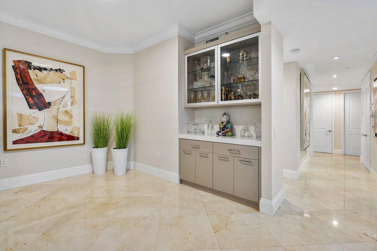 1 North Ocean Boulevard, Unit 303 Boca Raton, FL 33432 - Photo 7 of 32 012-1NorthOceanBoulevard-Unit303-BocaRat