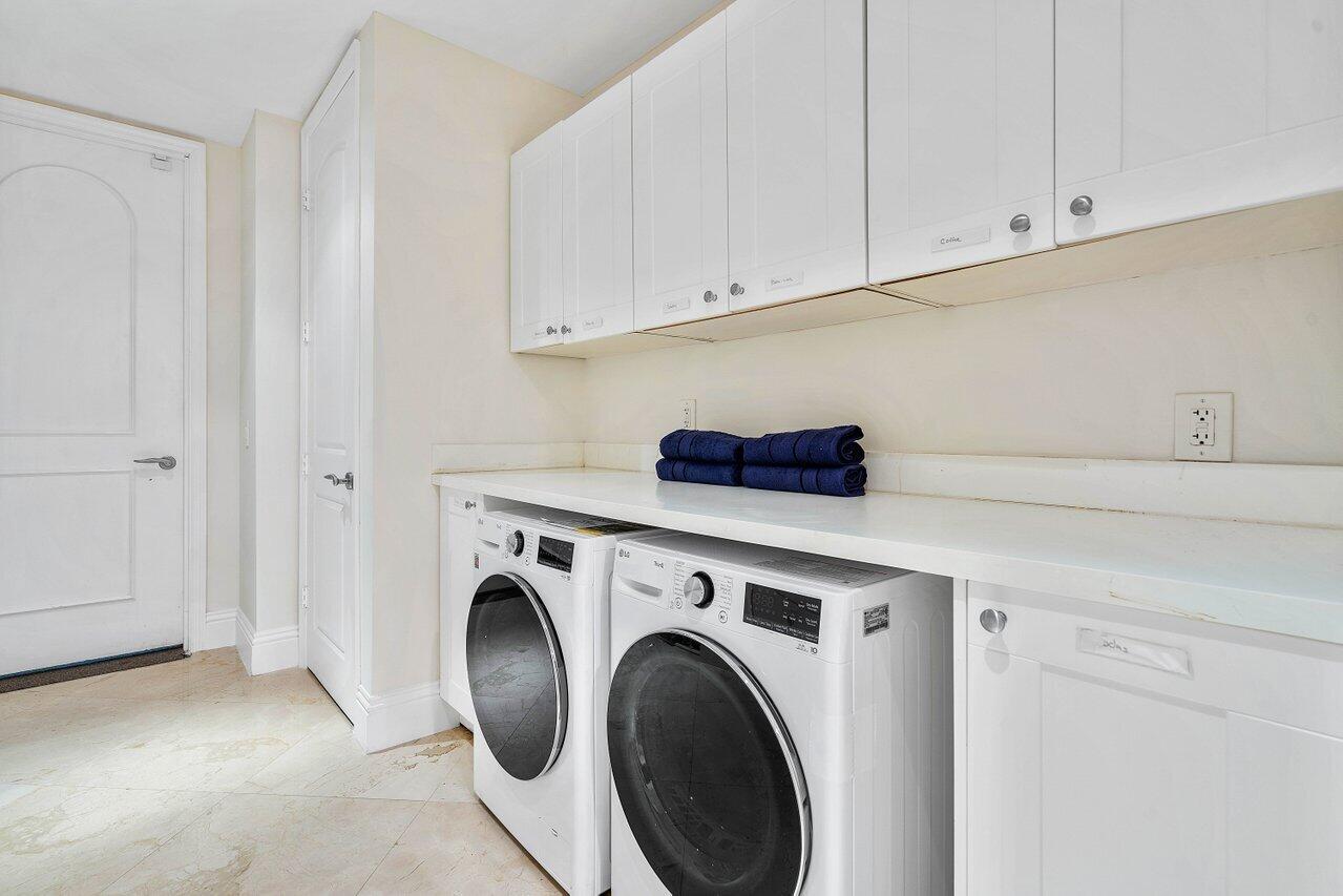 1 North Ocean Boulevard, Unit 303 Boca Raton, FL 33432 - Photo 9 of 32 014-1NorthOceanBoulevard-Unit303-BocaRat