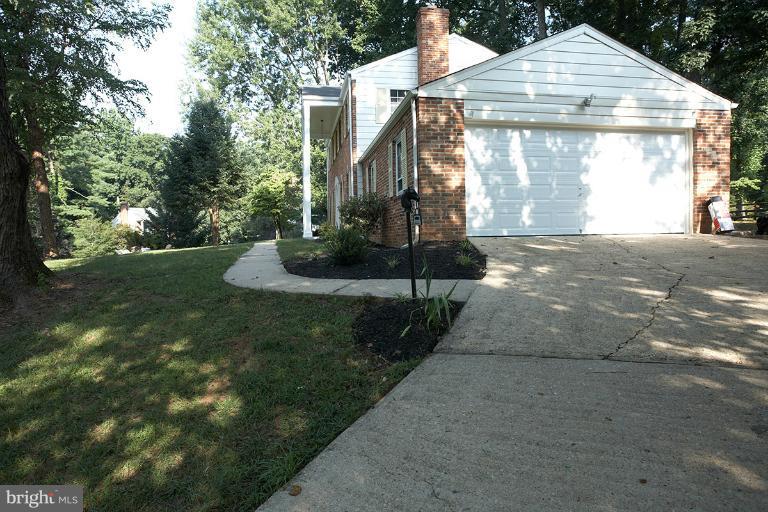 2212 Kings House Road Silver Spring, MD 20905 - Photo 22 of 30 Exterior (General)