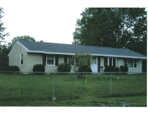 15 Burning Tree Road Swansea, MA 02777 - Photo 1 of 7 Gallery Image 1