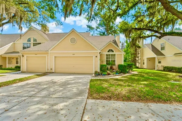 $299,900 | 3612 Pine Knot Drive, Unit 3612, Valrico, FL 33596