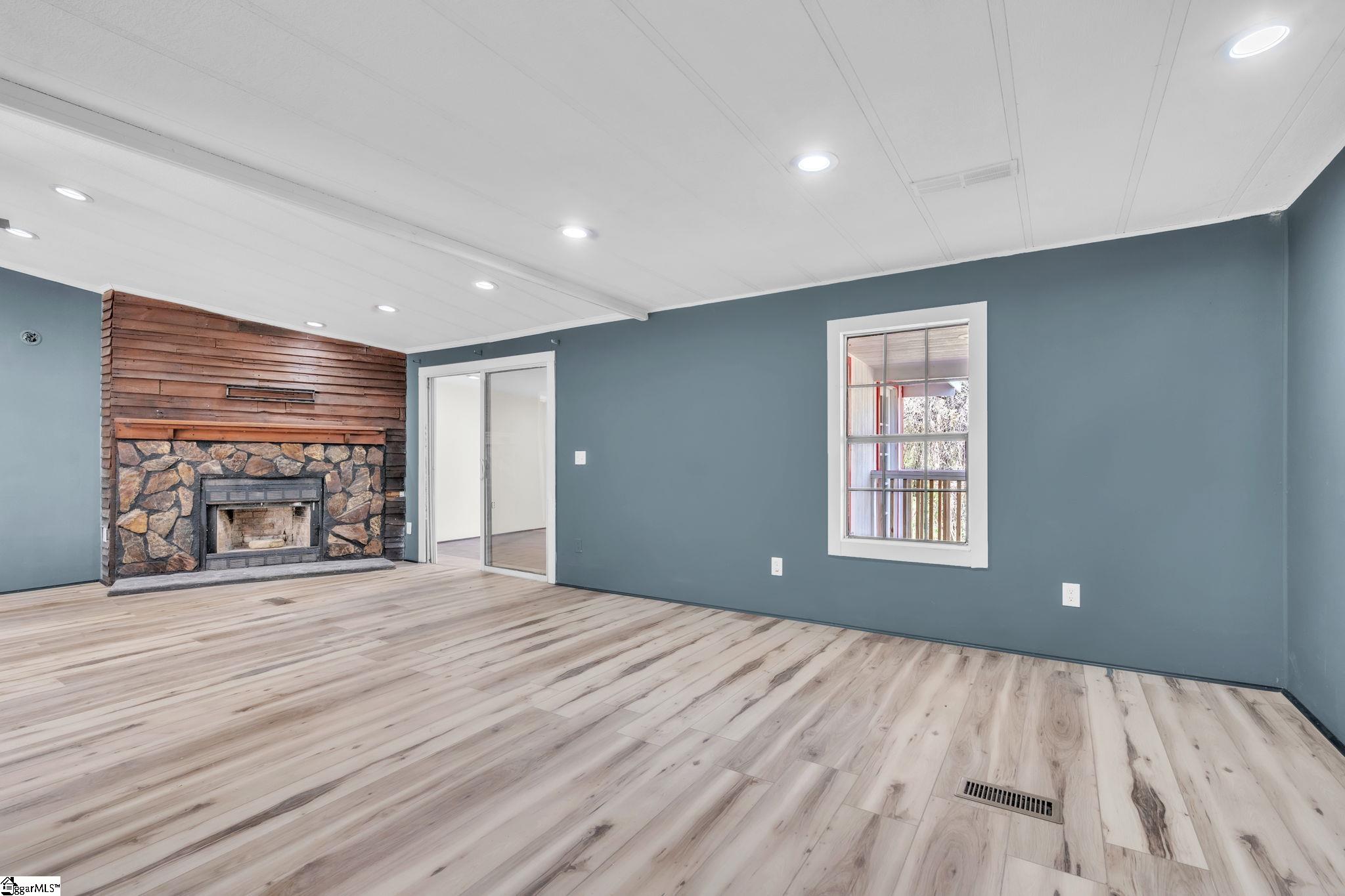 105 Dyar Drive Anderson, SC 29621 - Photo 4 of 32