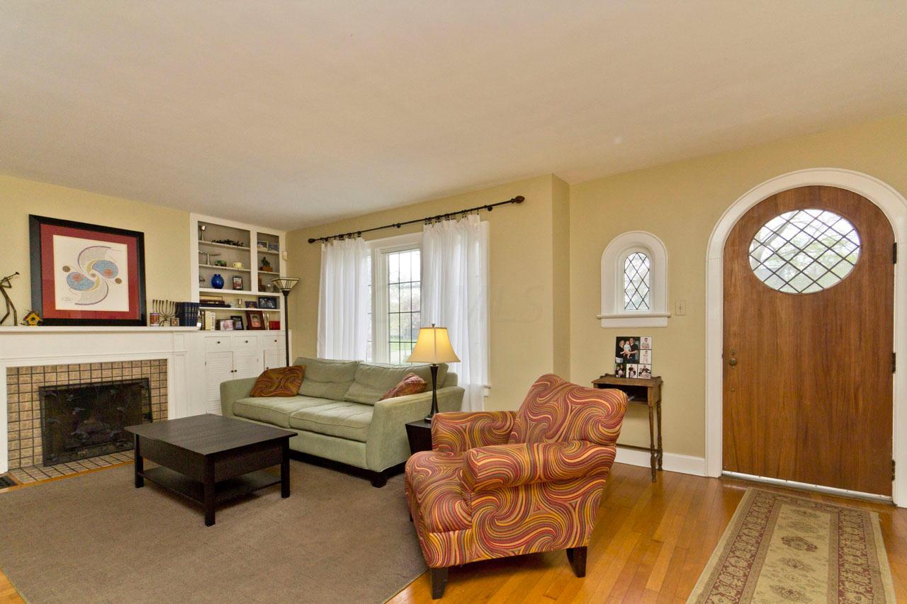 109 North Ardmore Road Bexley, OH 43209 - Photo 4 of 25