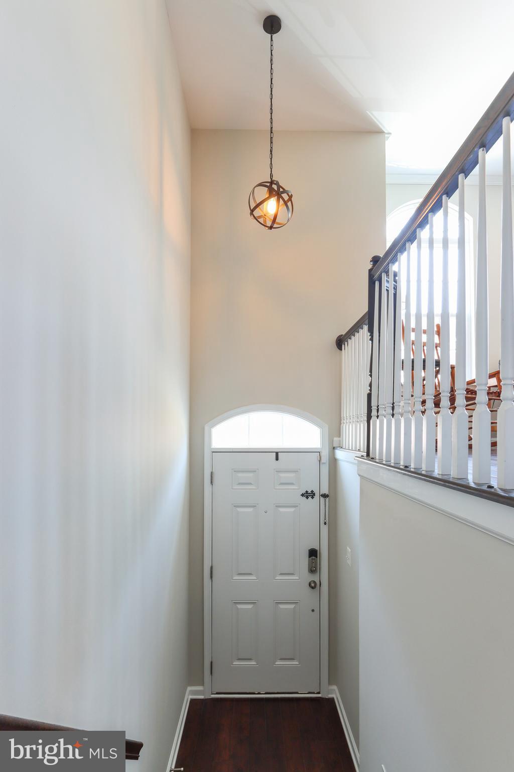 1607 Sun High Terrace Severn, MD 21144 - Photo 3 of 35 Foyer
