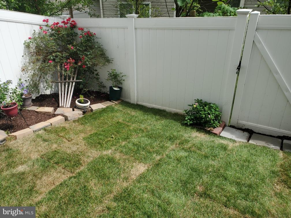 1607 Sun High Terrace Severn, MD 21144 - Photo 35 of 35 Backyard