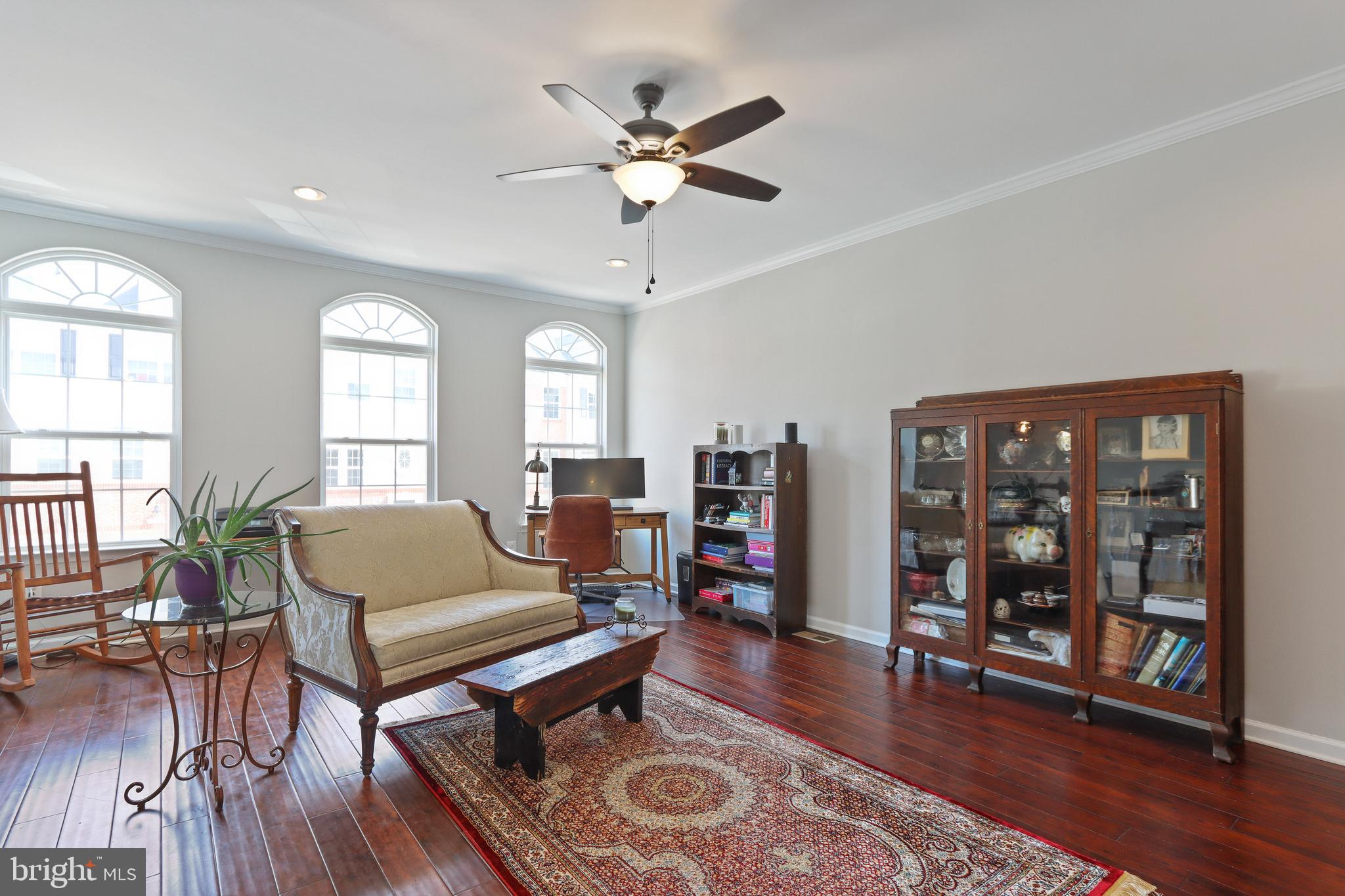 1607 Sun High Terrace Severn, MD 21144 - Photo 5 of 35 Large light filled living room