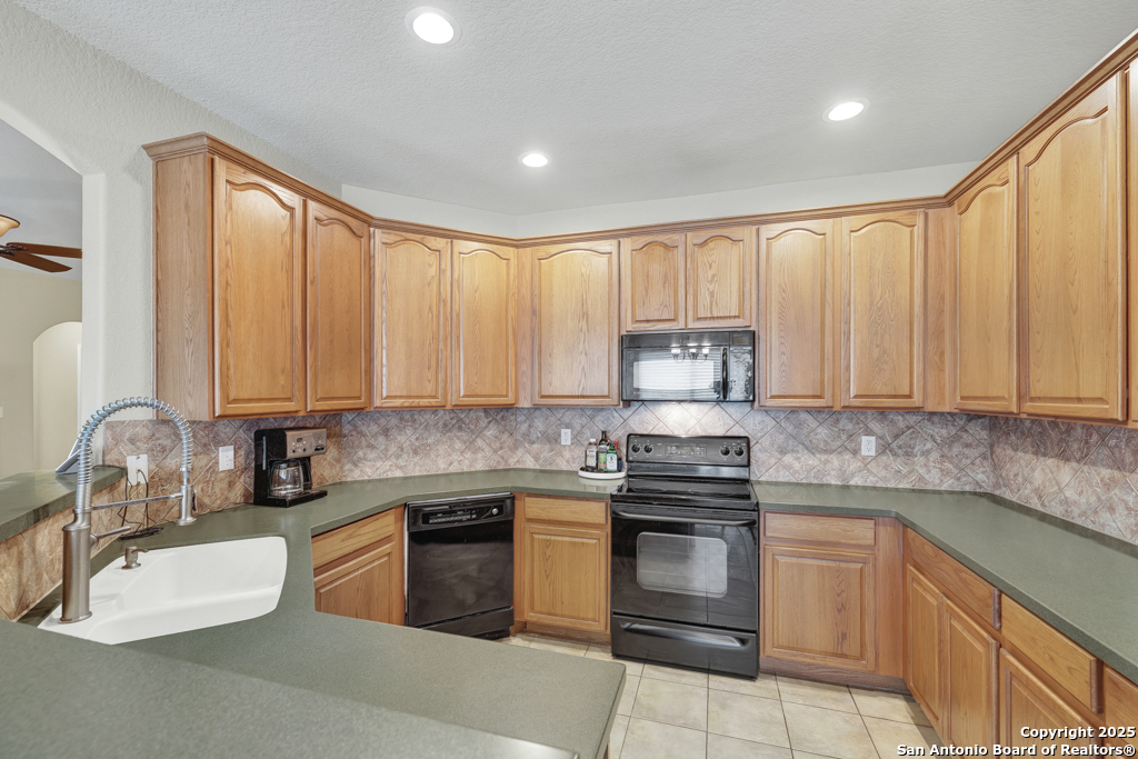 570 Cypress Pass Road Spring Branch, TX 78070 - Photo 15 of 45