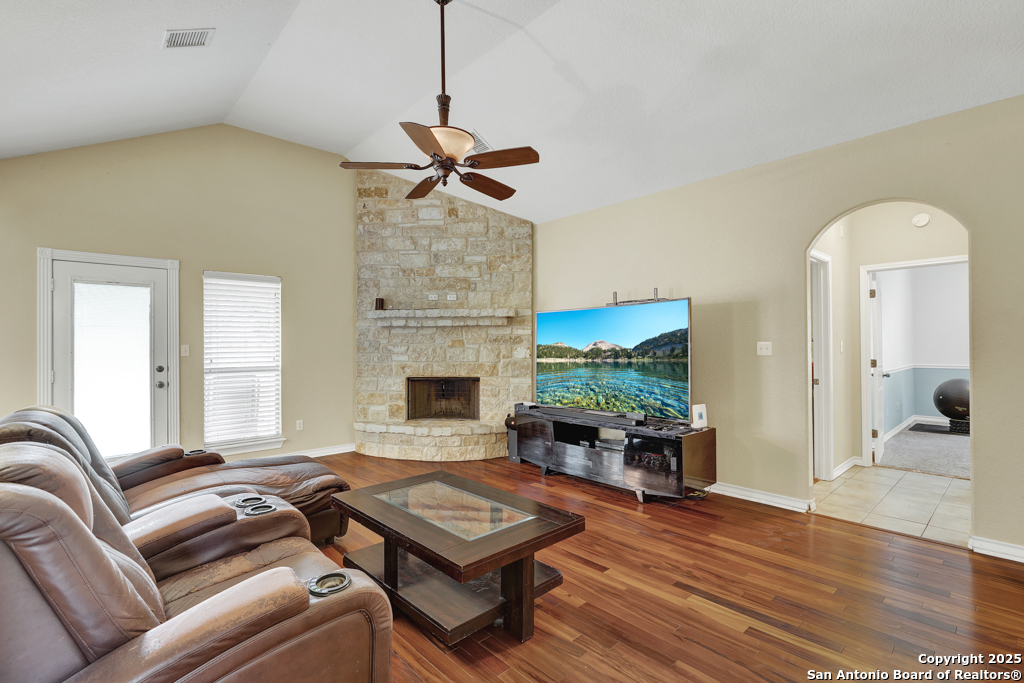 570 Cypress Pass Road Spring Branch, TX 78070 - Photo 7 of 45