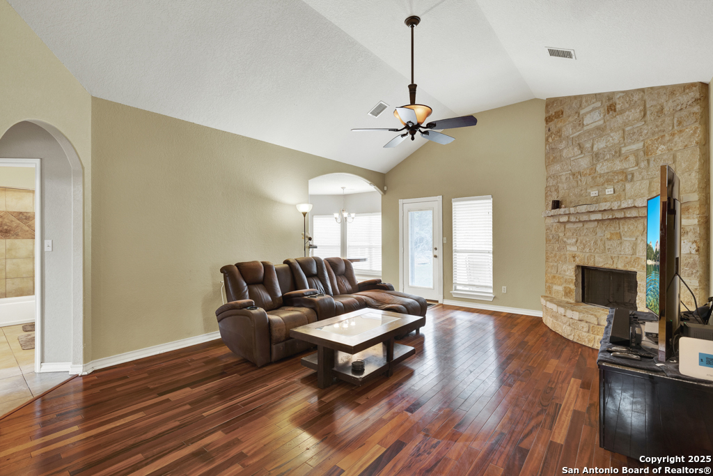 570 Cypress Pass Road Spring Branch, TX 78070 - Photo 9 of 45