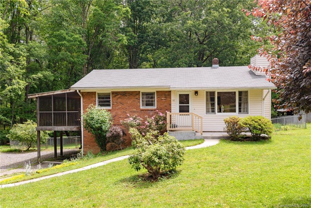 44 McDonald Road Arden, NC 28704 - Photo 2 of 18 Gallery Image 2
