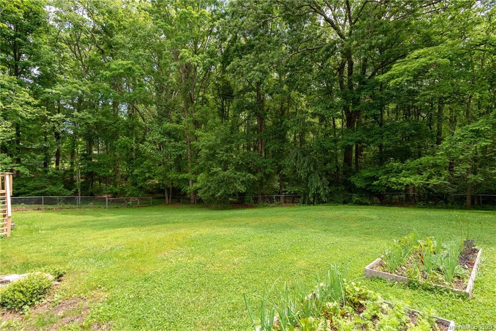 44 McDonald Road Arden, NC 28704 - Photo 17 of 18 Gallery Image 17