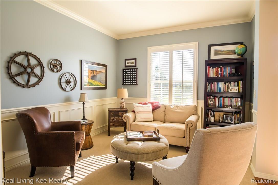 4120PlumLane-05 Living room.jpg