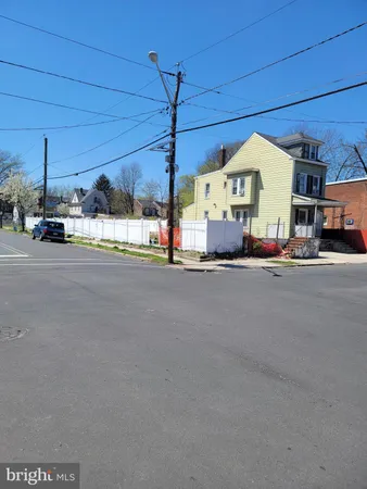 $77,500 | 365 Cleveland Avenue, Trenton, NJ 08629