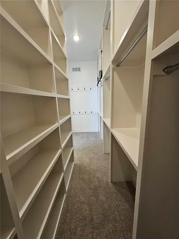 $909,900 | 11289 South Sunray Drive, Olathe, KS 66061