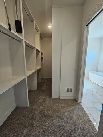 $909,900 | 11289 South Sunray Drive, Olathe, KS 66061