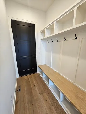 $909,900 | 11289 South Sunray Drive, Olathe, KS 66061