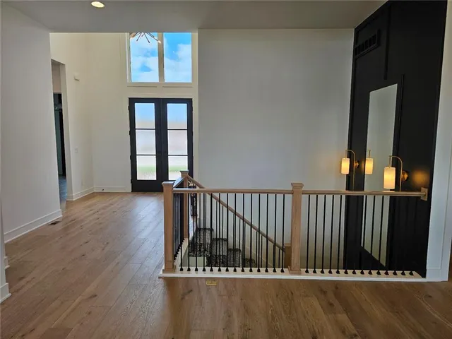 $909,900 | 11289 South Sunray Drive, Olathe, KS 66061